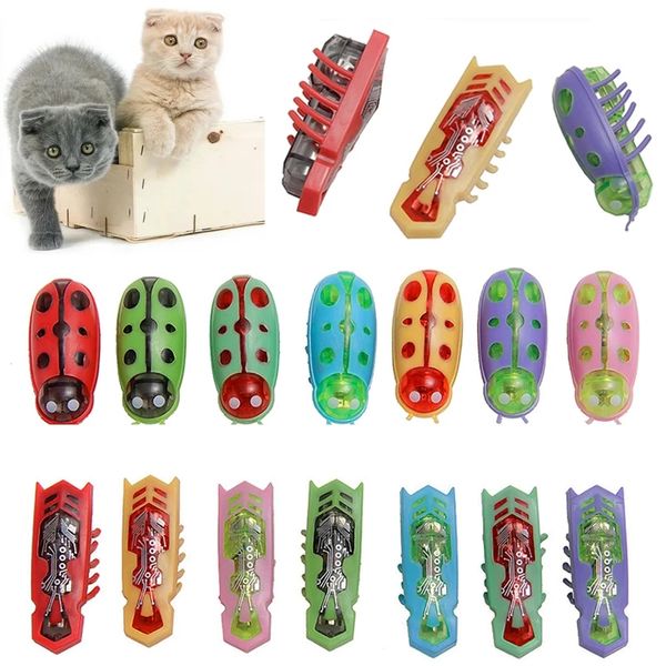 Électrique Insecte Chat Jouet, Cat Escape Obstacle Automatique Flip Jouet À Piles Vibration Pet Beetle Jouant Jouet Mini Robot Bug