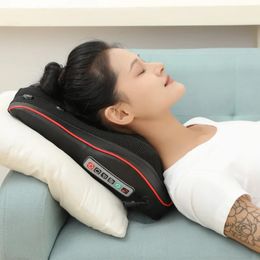 Masaje de almohada de masajeador de cuello eléctrico Shiatsu con cabeza de calor hacia atrás.
