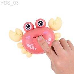 Électrique/RC animaux bébé Crling crabe jouet danse Mobile jouets liquidation marche cadeau YQ240402