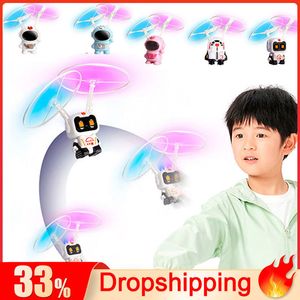 Animaux électriques/RC mignon robot volant jouets enfants robot jouets avec chargement USB astronaute avec lumière LED pour garçons adolescents cadeaux détection avion 230808