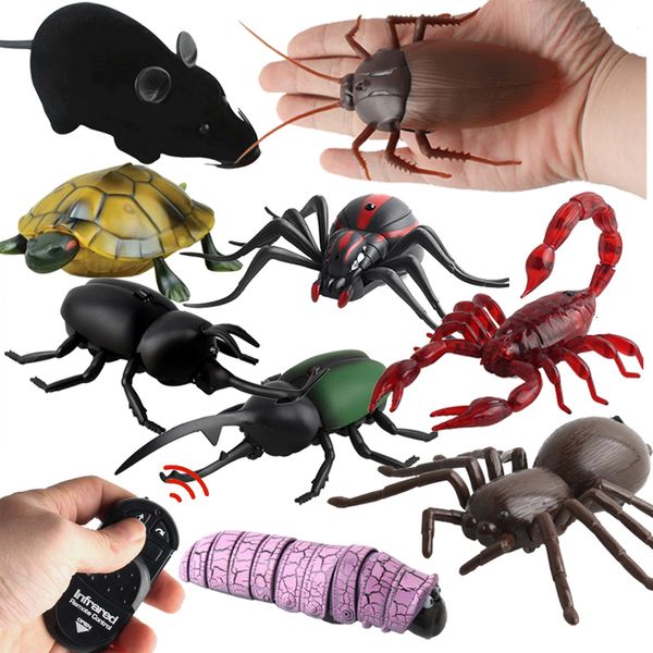 Électrique RC Animaux Horreur Simulation Télécommande Électrique Serpent Halloween Prank Jouets pour Garçon Enfant Enfants Gags Souris Rc Araignée Cafard 230721