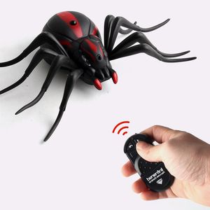 Électrique RC Animaux Infrarouge Télécommande Cafard Jouet Animal Trick Terrifiant Méfait Enfants Jouets Drôle Nouveauté Cadeau RC Spider Ant 221122