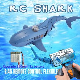Electric/RC Animals RC Shark Whale Spray Water Toy Remote Controlled Boat Ship Submarine Robots 30W HD speelgoeddieren Pool Toys Kids Kinderen Kinderen 230525