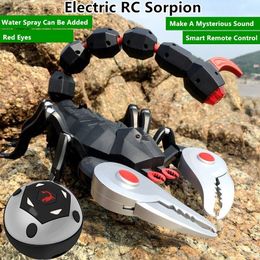 Elektrische RC Dieren Spray Elektrische Afstandsbediening Schorpioen RC 55CM Groot Formaat 360 Graden Rotatie Tricky Spoof Simulatie Light Emitting Reptile Toy 230801