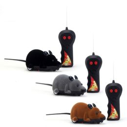 Electric/RC Dieren Wireless afstandsbediening RC RC Elektronisch rattenmuis muizen speelgoed voor Cat Puppy Funny Toy 230525