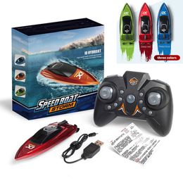 Elektrische RC Boten 2.4G Mini RC Boot 10km h High Speed Radio Remote Controlled Ship Dual Motor Elektrische Racing Speedboot Zomer Water Zwembad Speelgoed 230607