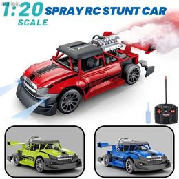 Elektrische/RC -auto 1 20 RC Auto afstandsbediening Racing CAR met lichte rookspray elektrische auto afstandsbediening Drift Toyl2404