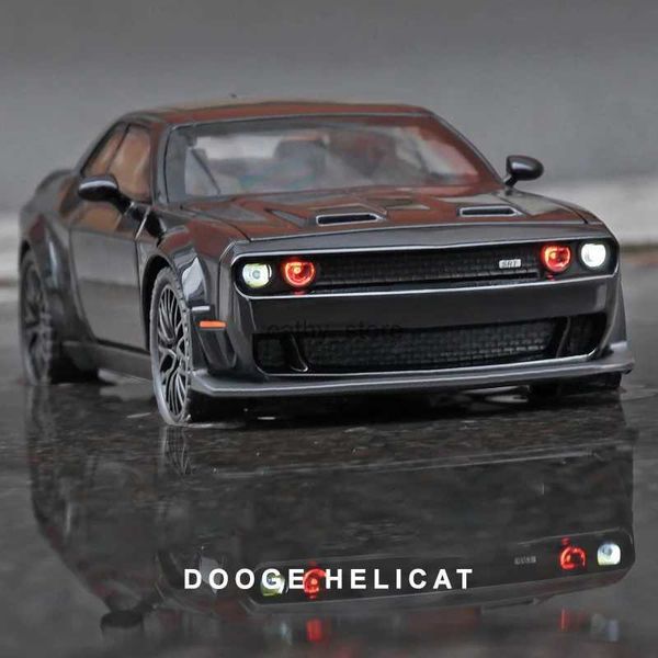 Voiture électrique/RC 1 32 Dodge Challenger Hellcat Redeye Alliage Muscle Car Modèle Son et Lumière Jouet pour Enfants Objets de Collection Cadeau d'anniversaire L231223