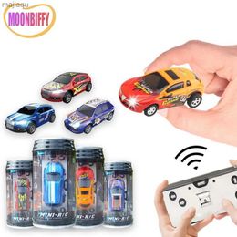 Elektrische/RC-auto 1 64 Mini RC-auto-batterij aangedreven racecar PVC auto verpakkingsmachine Drift Car Bluetooth Wireless Control Toy Childrenl2404