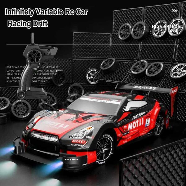 Voiture électrique / RC 2024 Nouvelle demi-échelle à quatre roues motrices gtr télécommande voiture 44 conduite de 30 km / h à haute vitesse 2,4g cvt rc voiture jouet jouet toy cadeau t240422