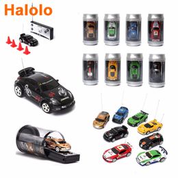 Electric RC Car 8 Colors Coke Can Mini RC Voertuig Radio afstandsbediening Micro Racing 4 Frequenties voor kinderen Presenteert geschenken 230607