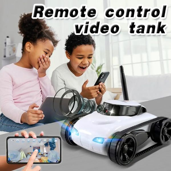 Voiture électrique/RC FPV WIFI RC voiture qualité en temps réel Mini caméra HD vidéo intelligente sans fil garçon télécommande Robot réservoir contrôle jouets APP D9W9 231115