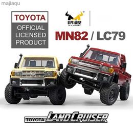 Electric/RC CAR MN82 1 12 Full-size MN Model RTR-versie RC CAR 2.4G 4WD OFF-ROAD RC REMOTE CONTROLE Auto Childrens Gift volwassen TOYL2404