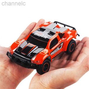 Elektrisch/RC -auto Toys 1/43 2.4G 4WD Mini RC Electric 14 km/H Truck Voertuigmodel Kids Drift Remote Control Cars Toys voor 10 jaar oud