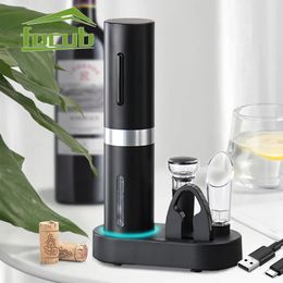 Abrenador de vino eléctrico Conjunto de botella recargable de sacacorchos de carga de base automática para accesorios de bar de fiesta en casa 231221