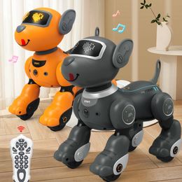 ElectricRC Dieren Kinderen RC Speelgoed 24G Afstandsbediening Intelligente Robot Hondentraining Plagen Lopen Aanraking Interactie Etc Stunts Elektronische huisdieren 230906