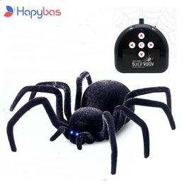 ElectricRC Animaux Électronique animal de compagnie Télécommande Simulation tarentule Yeux Shine intelligent noir Araignée 4Ch Halloween RC Tricky Prank Effrayant Jouet cadeau 220913