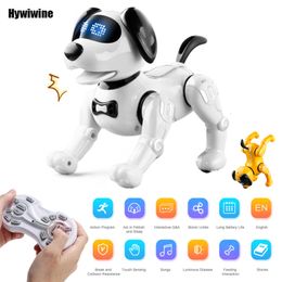 Electricrc Animals drôle RC Robot Electronic Dog cascadette Voice Command Programmable TouchSense Music Song for Children's Toys Gift 230811