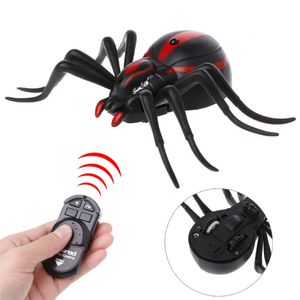 ElectricRC Animaux Infrarouge RC Spider Jouet Télécommande Réaliste Mock Fake Prank Tricky Jock Halloween Cadeau de Pâques 230906