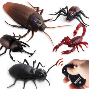 ElectricRC Animals Infrared Remote Control Cockroach Simulation Animal Creepy Spider Bug Prank Fun RC Kids Toy Gift High Quality Drop 221201
