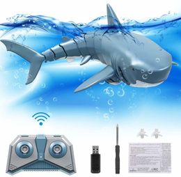 Electricrc Animals Mini RC Waterspeelgoed gesimuleerde haaienvissen voor kinderen onder water Swim op afstandsbediening Game Boat Toys 230814