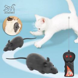 Electricrc Animals Wireless Remote Control Mouse Pet Toy Electric Spoof Tricky Animal Model Children's Holiday Gift 230812