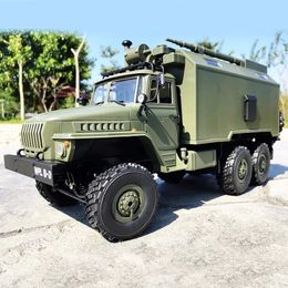 ElectricRC Car WPL B36 Ural 116 24G 6WD Rc Camión militar Rock Crawler Comando Vehículo de comunicación RTR Juguete para niños años 230825