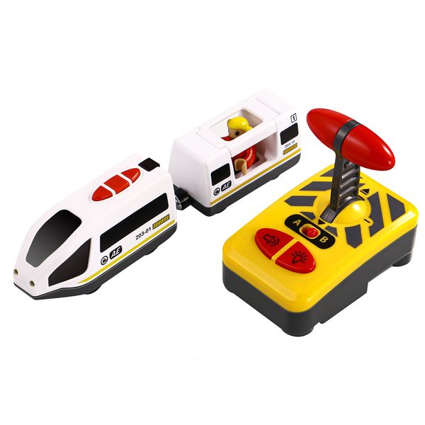 ElectricRC Track Train Electric Toy Kids Set Rc Model Toys Control Remoto Navidad Operado Boys Trains Sets Locomotora Engine Wooden Track 230628