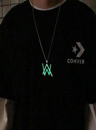 Son électronique Alan Man Hip Hop Allen Walker w pendentif lumineux marque de mode collier Woman8573275