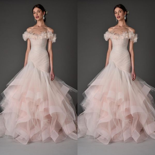 Elegante 2017 Blush Pink Tulle sirena vestidos de novia fuera del hombro volantes en cascada vestidos de novia escalonados por encargo más tamaño EN4227