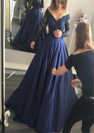 Élégant 2021 Modeste robe de bal Longsleeves OfftheSher NavybyBlue en dentelle Applique Robes de soirée Vestidos Cortos9554938