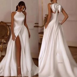 Elegante un vestido de línea Halter Bow Satin Wedding Vestidos Sendio delantero Diseñador Bridal Gowns Country Rata Mariage 0515