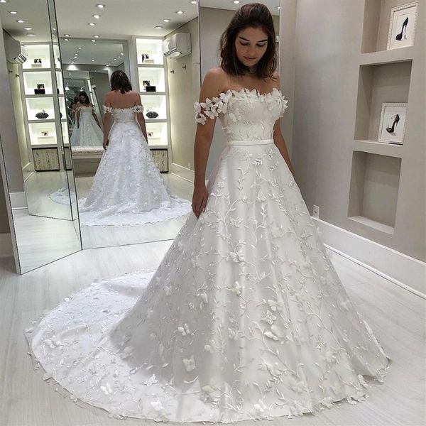 Élégant Une Ligne Robes De Mariée En Dentelle De L'épaule Papillon Appliqued Robes De Mariée Plus La Taille Balayage Train Boho Robe De Novia310G