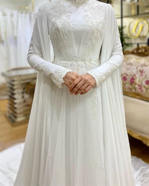Élégante ligne longue robes de mariée musulmanes pour la mariée col haut en mousseline de soie Abaya Robe manches longues Hijab robe de mariée islamique avec Cape 2024