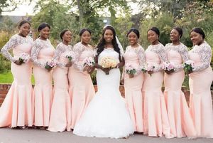 Robes de demoiselles d'honneur africaines nigérianes élégantes col de bijou modeste sirène balayage train manches longues Blush rose dentelle et robes de mariée en satin