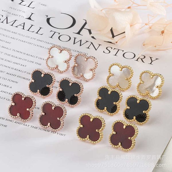 Boucles d'oreilles de conception maître élégante et noble 18k rose rose Natural Lucky Clover Common Vanly