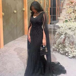 Vestido de noche elegante negro árabe Sharon Said 2024 Dubai con cuentas mangas tipo capa azul marino mujer vestido de fiesta de boda Ss218