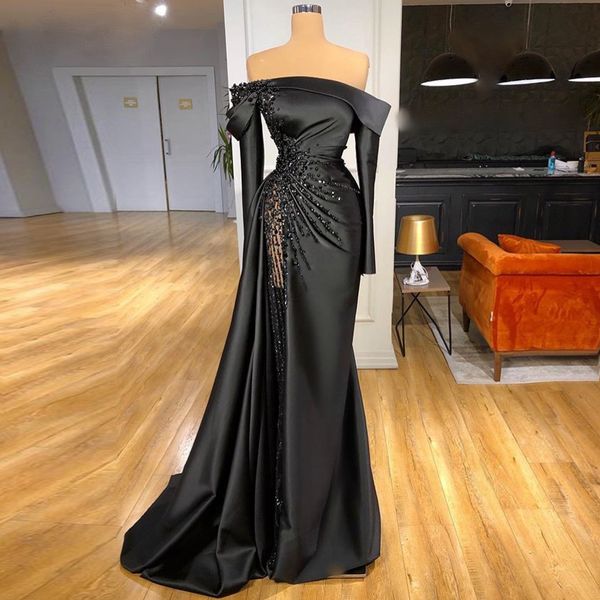 Elegante vestido de noche con cuentas con bolas con cuentas con grano negro elegante para personalización de gran tamaño de banquete