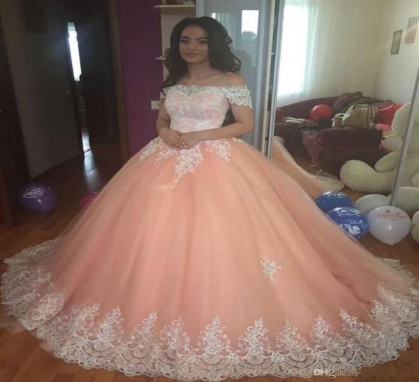 Robe de bal rose élégant Robes quinceanera robes à l'épaule appliques en dentelle blanche tulle plus taille 16 robes arabe saoudien p9871382