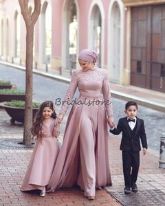 Elegante blozen roze avondjurken jumpsuit met afneembare trein lange mouw moslim avondjurk Abaya bead kant prom jurk gewaden de soiree