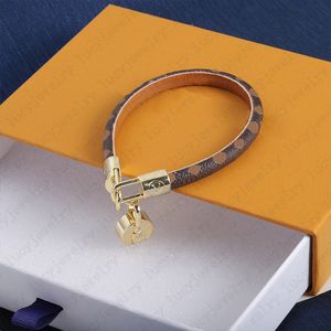 Bracelet élégant Bracelet Classic Style Bracelets de chaîne gracieux Bijoux de design spécial