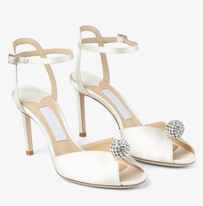 Élégant Marque Sacora Femmes Blanc Perle Sandales Chaussures V-cut Peep Toe Talons Aiguilles Flottantes Pompes Robe De Soirée De Mariée Lady Sandalias EU35-43, Avec Boîte