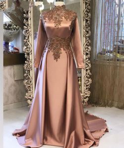 Élégant marron Dubaï arabe musulman manches longues robes de soirée perlée dentelle appliques satin formelle robe de bal robes de soirée sur mesure