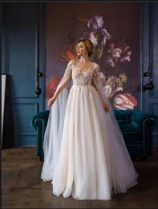 Élégant Cape Manches Une Ligne Robe De Mariée Boho Plage Tulle Robes De Mariée Fée Floral Dentelle Appliques Longue Illusion Robes De Mariée Bohème