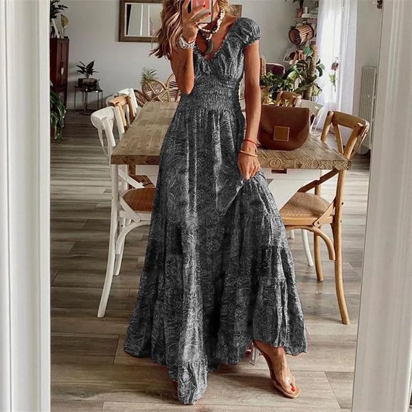 Elegant Casual et à la mode de style bohème slim ajustement court à manches courtes Vneck Aline Jupe florale Grande robe ourlet 240422