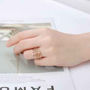 Elegante heldere zirkoon bloem van het leven vingerringen vrouwen meisje 14k geel goud gouden casual ring jubileumcadeau voor geliefde