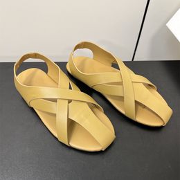 Sandales confortables élégantes Fashion Mesdames Real Leather Rome Style Flats décontractés Nouvelles marque Femme Outoor Beach Holiday Sandalias