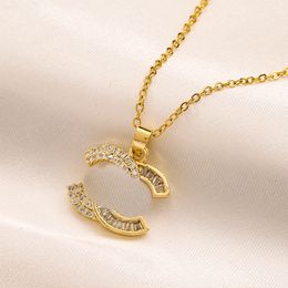 Élégant tour de cou en acier inoxydable orné de cristaux en cristal avec pendentif en lettre - collier de mode de mariage