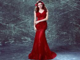 Élégant fleur personnalisée Tulle longue sirène rouge Robes de demoiselle d'honneur plus taille vneck lacet up Longueur Vestidos de Dama de Honor FO3469842