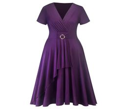Elegante jurken voor dames goedkope plus size jurken van middelbare leeftijd vrouwen mode F0638 paarse zwarte kleuren met taille knop6186866